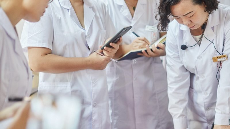 金艾条：探寻古法炮制与现代化生产的完美融合**